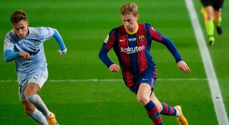 MELOU - Frenkie de Jong, meia do Barcelona, foi alvo do Bayern de Munique na última janela de transferências. Segundo o 