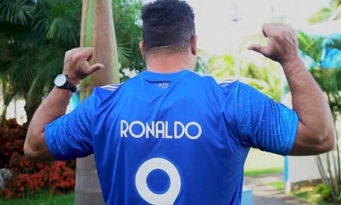 MELOU - Ronaldo esteve perto de comprar o Brentford, clube que atualmente disputa a Premier League. As conversas entre as partes aconteceram em 2017 e foram reveladas pelo próprio Fenômeno em entrevista ao portal 