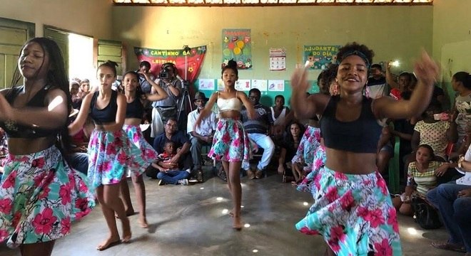 Meninas de comunidade quilombola no interior do Pernambuco