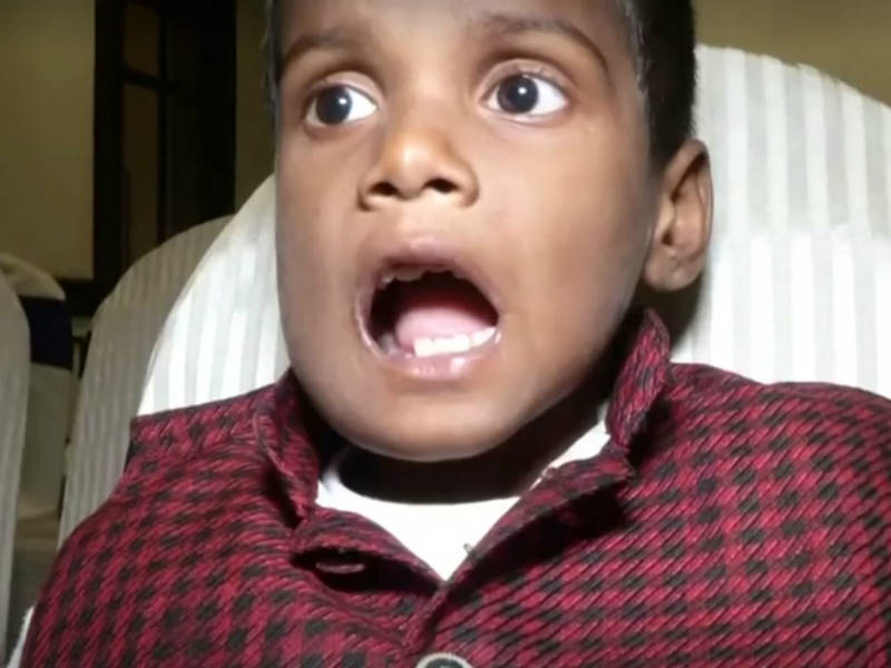 calça de criança de 7 anos