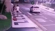 Vídeo: Meno Kabrinha dirigiu carro após ser baleado na cabeça em SP