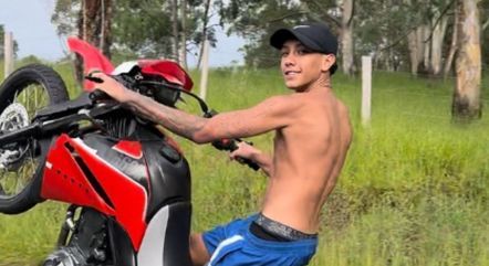 Em maio, Menó Kabrinha levou tiro na cabeça durante assalto no Guarujá (SP)