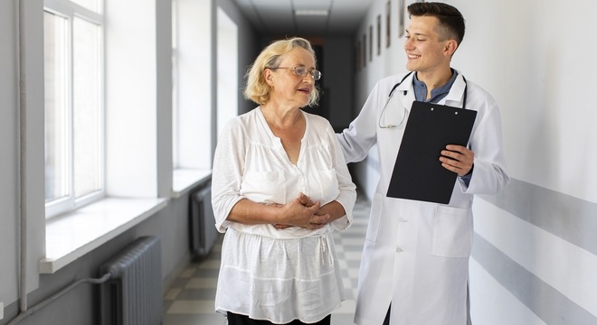 Estudo ressalta importância de se considerar menopausa precoce como fator de risco