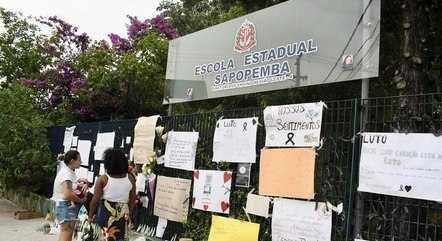 Mensagens na Escola Estadual Sapopemba após ataque promovido por estudante