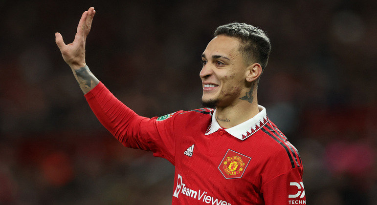 Por 95 milhões de euros (R$ 524,4 milhões), Antony foi a transferência mais cara de 2022. Ele saiu do Ajax rumo ao Manchester United
