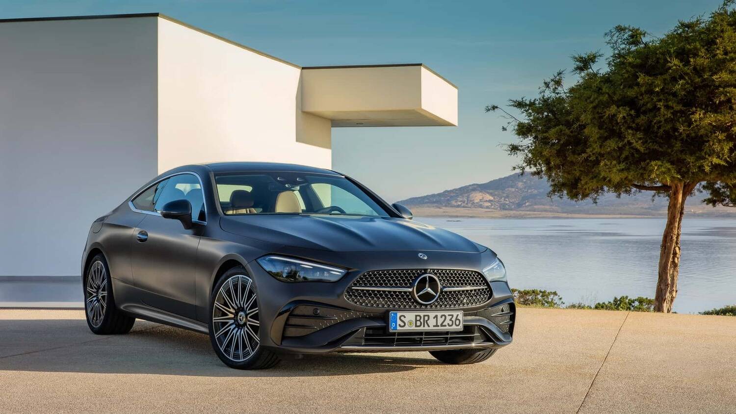 MercedesBenz CLE 2024 ganha motor de 381 cv e vira Tiktoker veja