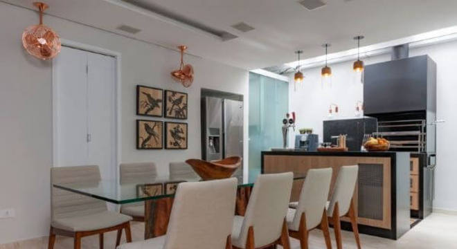mesa de jantar de vidro neutra