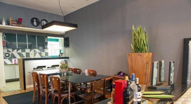 mesa de jantar de vidro preto 