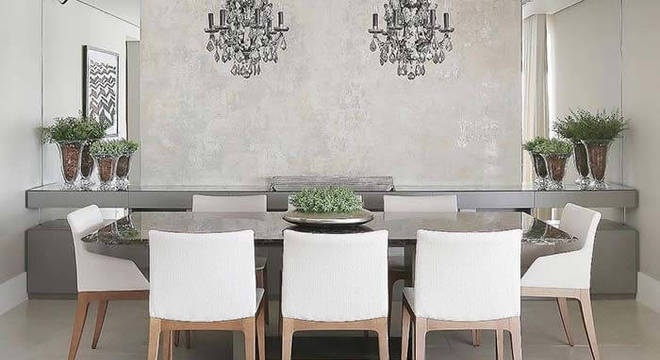 Mesa retangular com tampo de granito