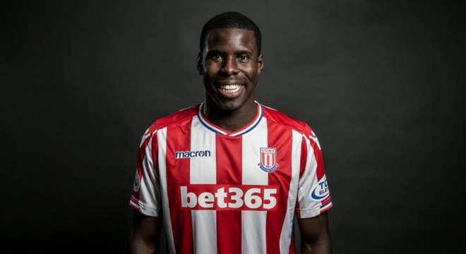 Mesmo com o fim da janela, o Everton conseguiu a autorização da Premier League para confirmar a contratação do zagueiro Kurt Zouma, que vem de empréstimo do Chelsea.