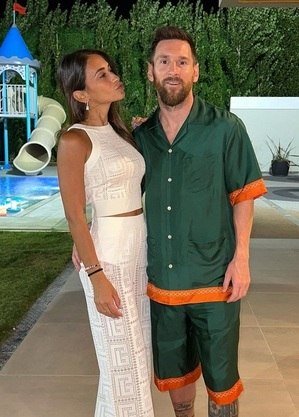 Messi e a esposa, Antonella, na festa de Reveillon