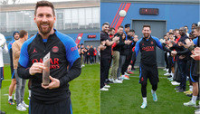 Messi é recebido com guarda de honra no PSG e ganha prêmio após título mundial