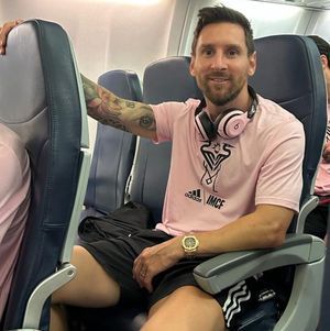 Time de Messi nos EUA vira 'panela' de lendas do Barcelona; confira - Fotos  - R7 Futebol