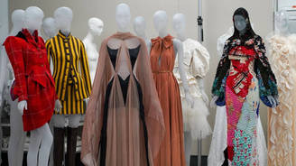 Met de Nova York homenageiamulheres que marcaram a moda (Reprodução/Instagram/@metcostumeinstitute)