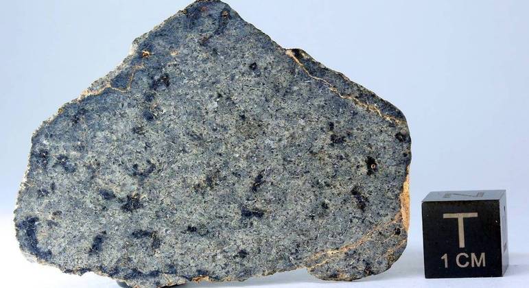 Um meteorito marciano que pode ser adquirido por aproximadamente US$ 120 (R$ 649)