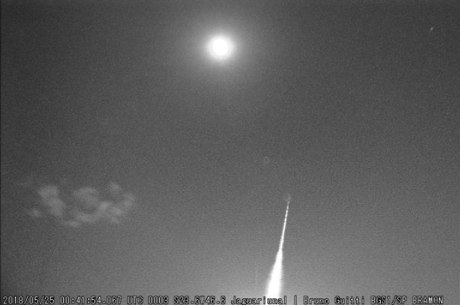 Passagem de meteoro é vista por moradores do interior de SP