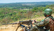 Exército cria disque-denúncia para achar as metralhadoras furtadas