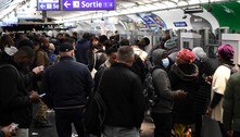 Greves por aumento salarial paralisam metrôs de Paris e Londres