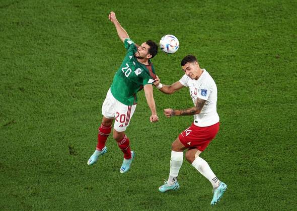 México e Polônia precisam da vitória para empatar com a Arábia Saudita