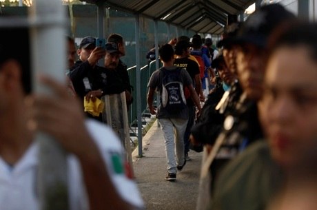 Trump se diz alarmado com novo perfil de migrantes