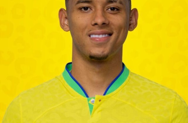 MICHEL (Palmeiras) - Assim como Arthur, não falhou no sistema defensivo, fazendo um bom trabalho mesmo com a pressão do adversário. Nota: 6,5 - Foto: Divulgação/CBF