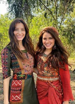 Michelle Batista e Thais Melchior nos bastidores de "Genesis’"