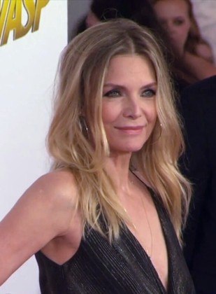 Michelle Pfeiffer: A atriz também está entre os grandes nomes da história do cinema que ainda não foram consagrados com um Oscar. 