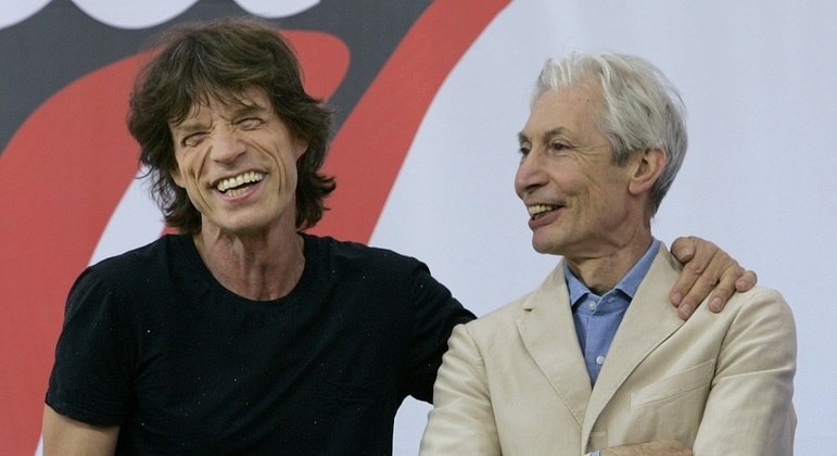 Líder da banda, Mick Jagger, classificou como a rocha que mantinha o grupo unido