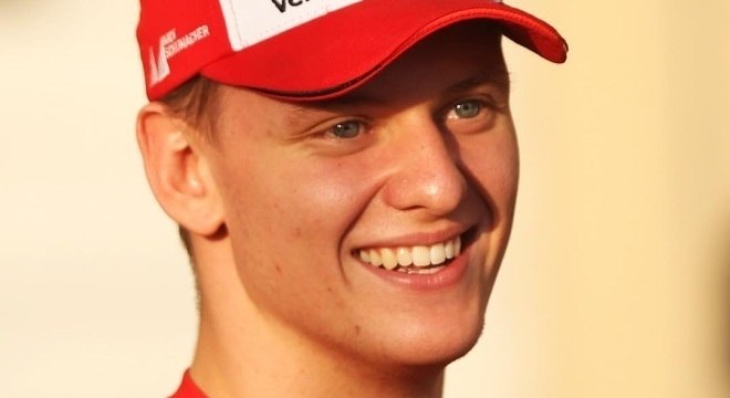 Mick, de 20 anos, vai pilotar em programa de jovens talentos da Ferrari
