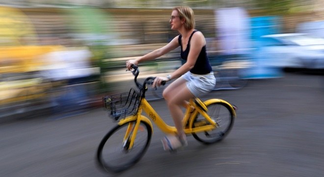 Vandalismo é um de seus principais desafios para empresas de patinete e bicicletas 