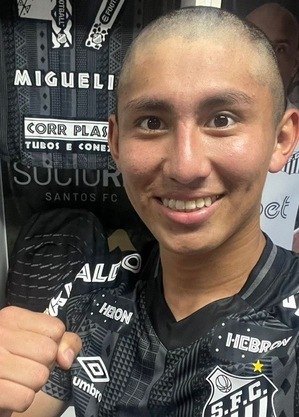 Miguelito entrou no segundo tempo após pedido da torcida