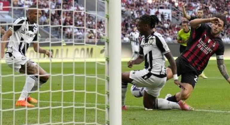O estranho penal de Soopy em Calabria