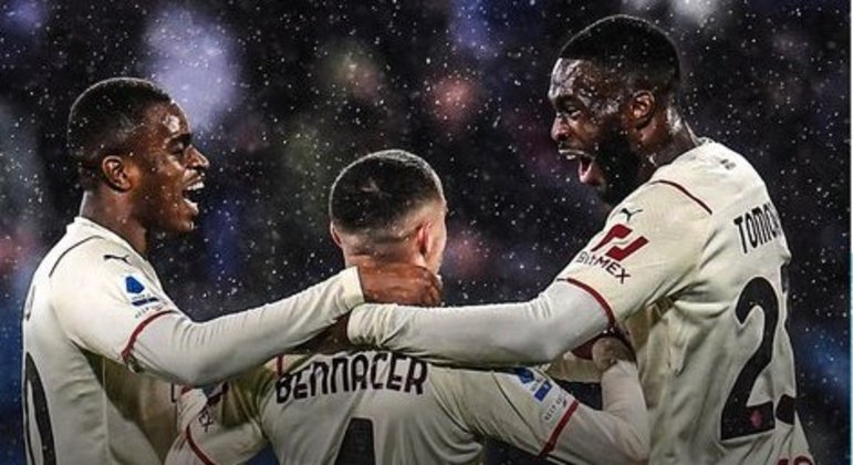 Kessie, Bennacer e Tomori, festa do Milan na ilha da Sardenha
