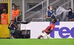 Os espanhóis não se encontravam em campo e tiveram dificuldade na criação de jogadas. O Milan baixou o rítimo no segundo tempo e sofreu os dois gols no final da partida, com Griezmann e Suárez