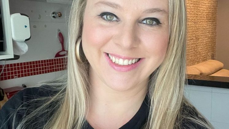 Divertida, alegre, mãezona, parceira e determinada: esses foram os adjetivos usados pela assessora Letícia Lemos, de 39 anos, para descrever a amiga, a investigadora da Polícia Civil Milene Bagalho Estevam, que foi morta a tiros enquanto estava em serviço, na região dos Jardins, zona oeste de São Paulo, no último sábado (16)