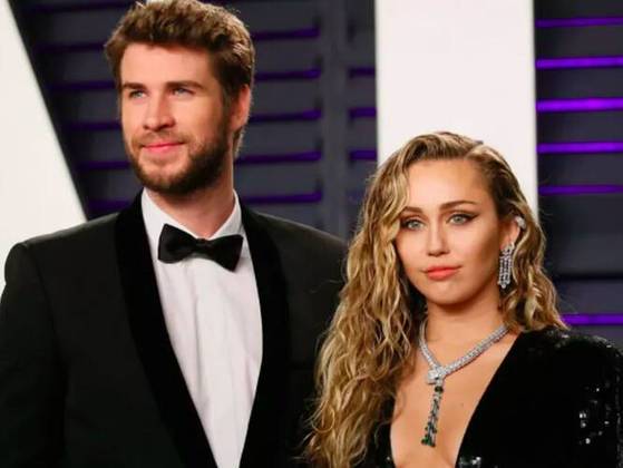 Miley Cyrus e Liam Hemsworth: O relacionamento entre a cantora e o ator teve início durante as filmagens do longa 