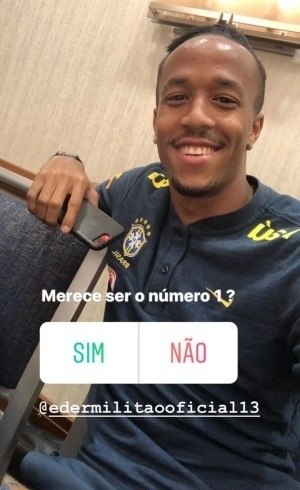 Post de Neymar para votar em Militão