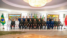 Delegação de 18 militares chineses visita quartel-general do Exército em Brasília