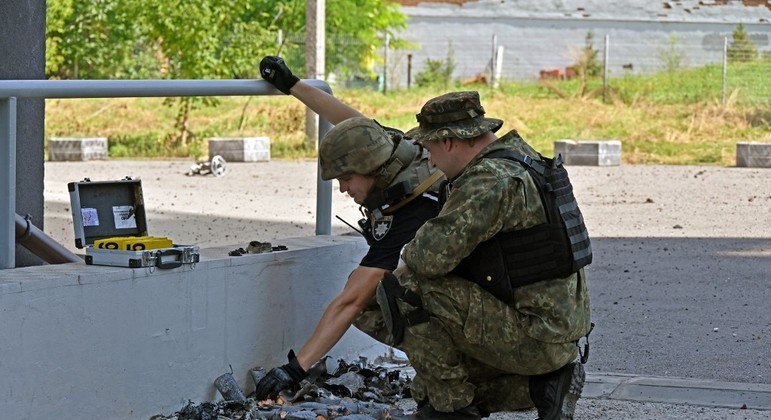 Serviço de Segurança da Ucrânia deteve agentes russos que planejavam assassinar o ministro da Defesa do país