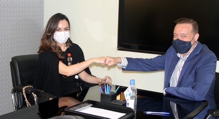 millena-machado-11062021194446978?dimens