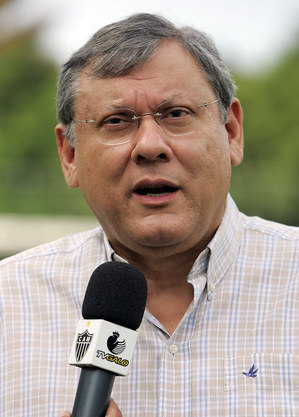 Terceiro Tempo, de Milton Neves, vai acabar na Band  