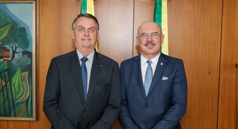 O presidente da República, Jair Bolsonaro, e o ex-ministro da Educação Milton Ribeiro