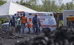O acidente aconteceu na tarde de quarta-feira (3), devido à inundação de três poços de mina localizadas no município de Sabinas, no estado de Coahuila.