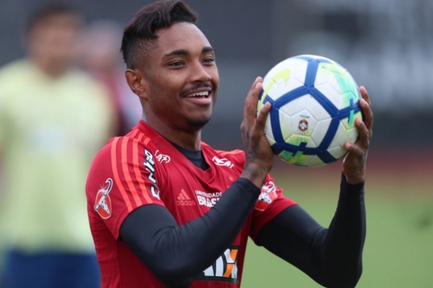 Como seria seleção com salários milionários do Brasileirão? Veja time -  Esportes - R7 Esportes