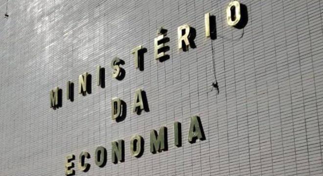 Governo anuncia corte de R$ 1,44 bilhão no orçamento de Ministérios