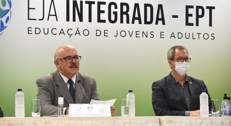 Ministro da Educação Milton Ribeiro no lançamento do Programa EJA Integrada