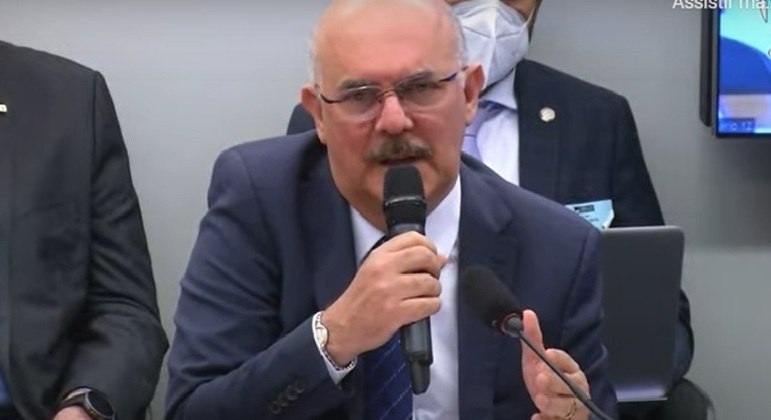 Ministro da Educação Milton Ribeiro participa de audiência na Comissão de Educação da Câmara