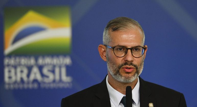 Ministro da Educação, Victor Godoy, deu a informação pelo Instagram