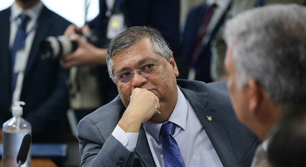 Ministro da Justiça, Flávio Dino, em comissão no Senado
