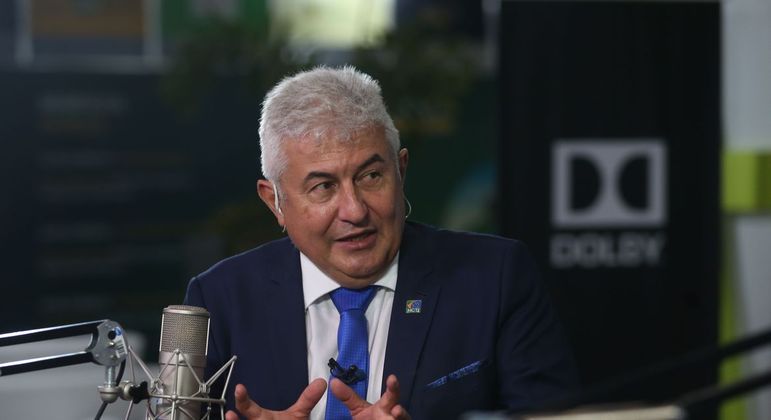 Ministro Marcos Pontes diz que país pode vender vacinas ao mundo em 2022
